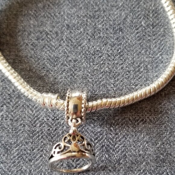 Pandora Disney Jasmine tiara crown - Picture 5 of 7